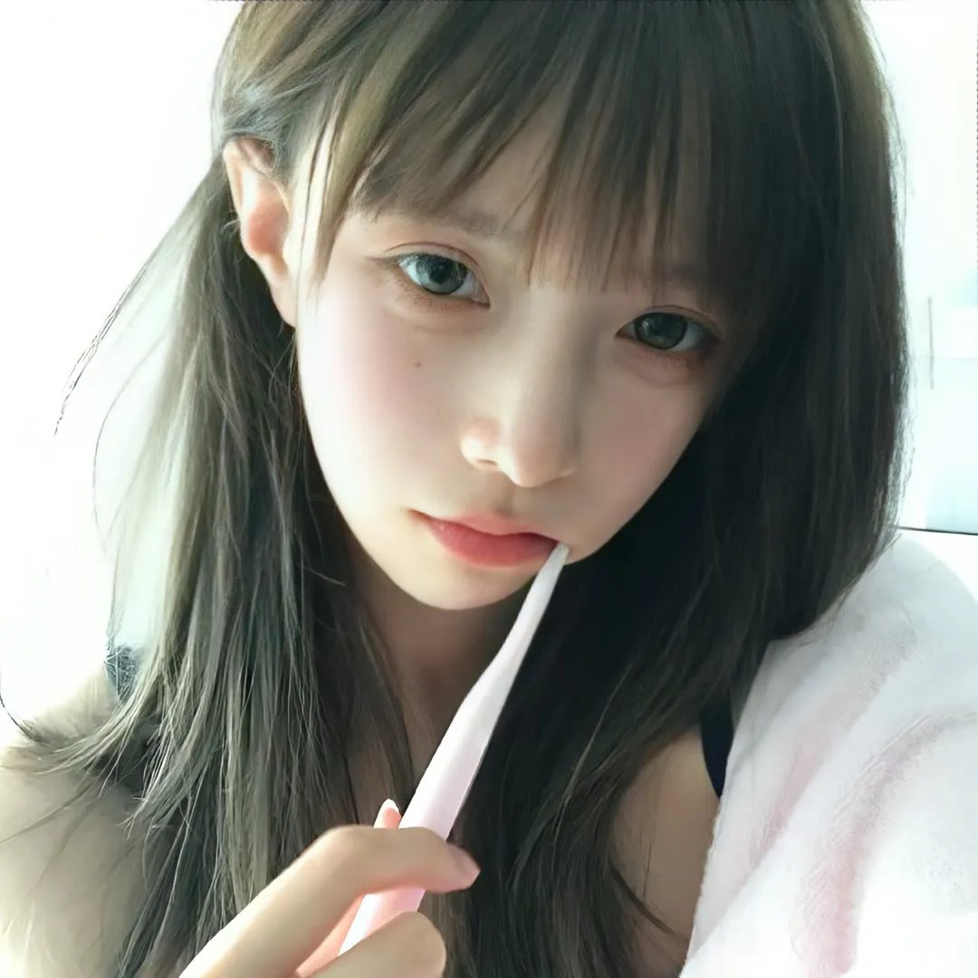 碧窗艳影